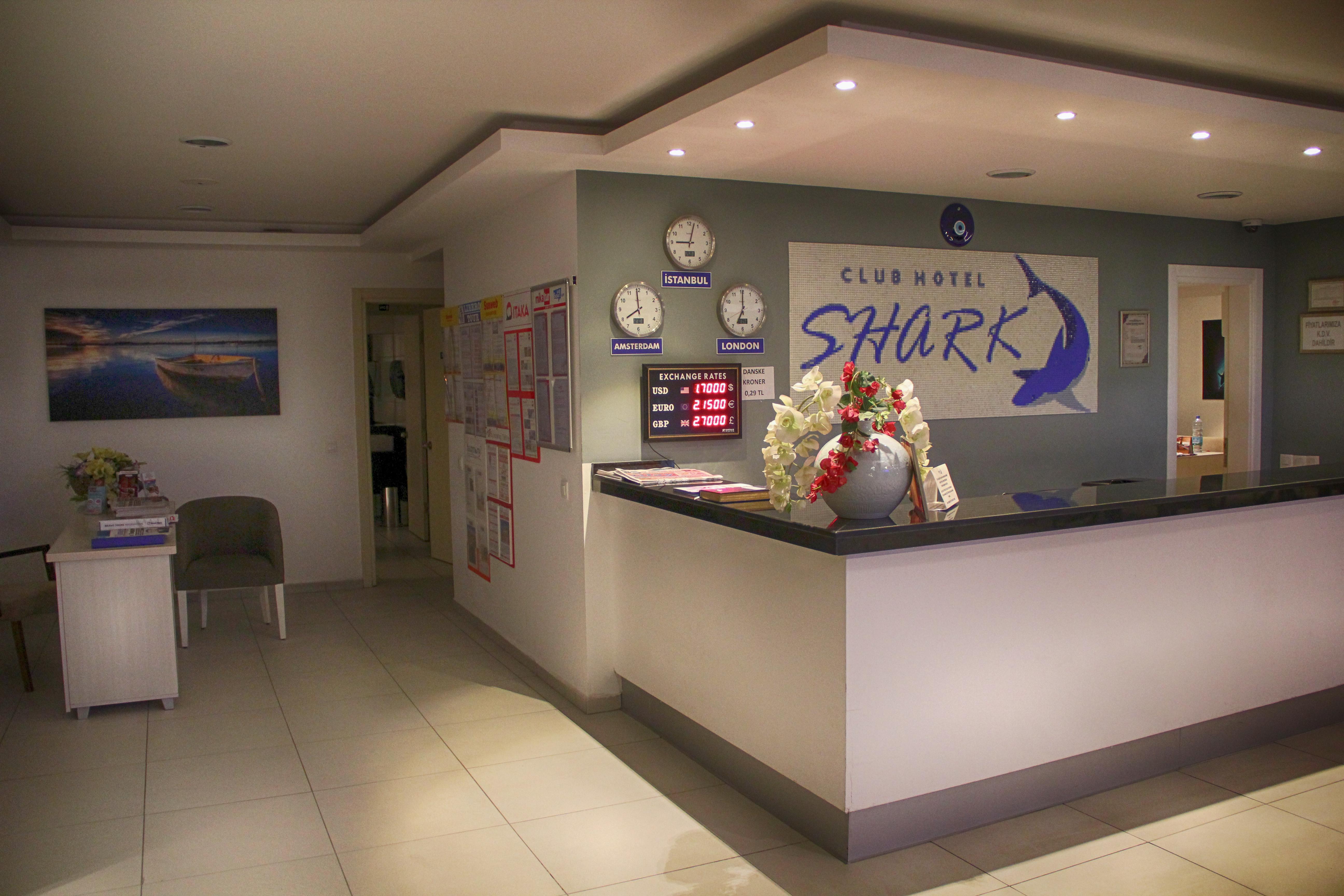 Club Shark Hotel Gumbet Exterior photo