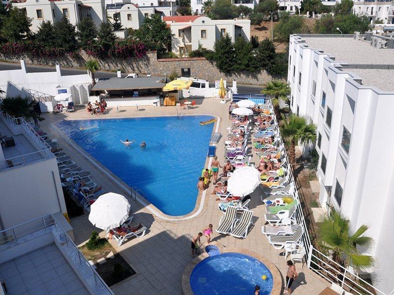 Club Shark Hotel Gumbet Exterior photo